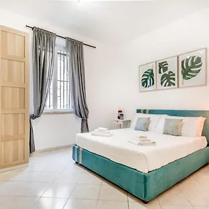 Apartment Petite Maison 19, Rome